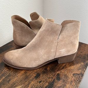 Splendid - 8.5 - Tan Booties